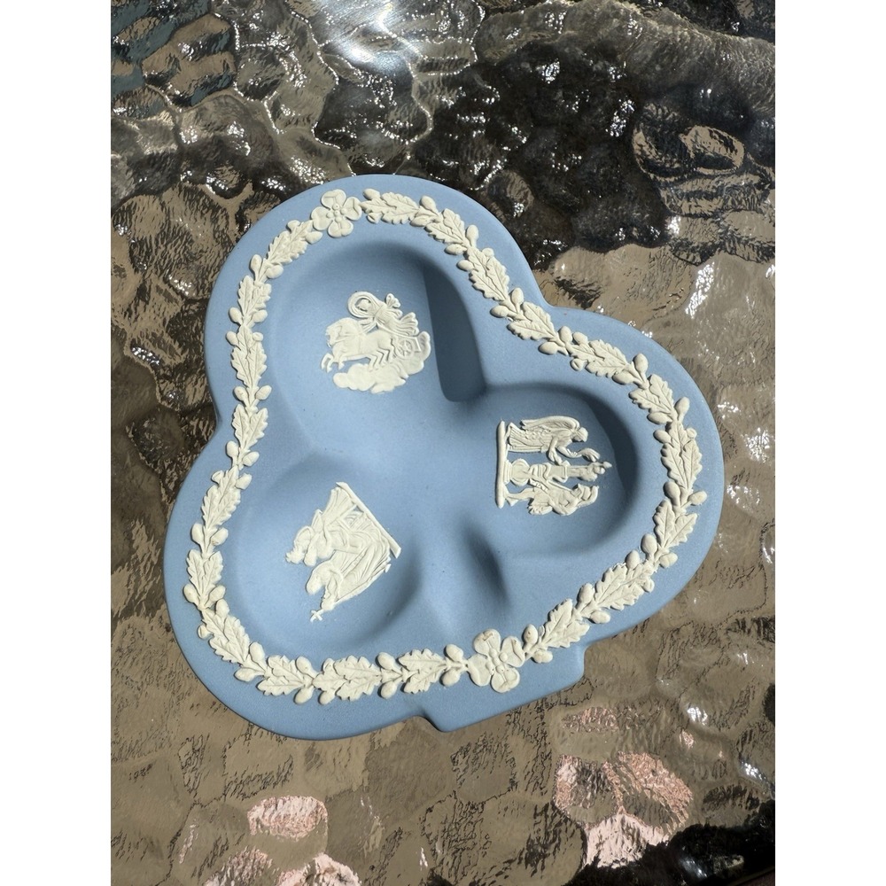 Wedgwood Blue Jasperware Clover Procession Pegasus‎ Trinket Dish 4 1/2" x 4 1/2"